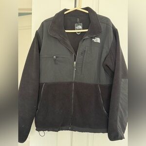 The North Face Men's Black and Gray Performance Jacket